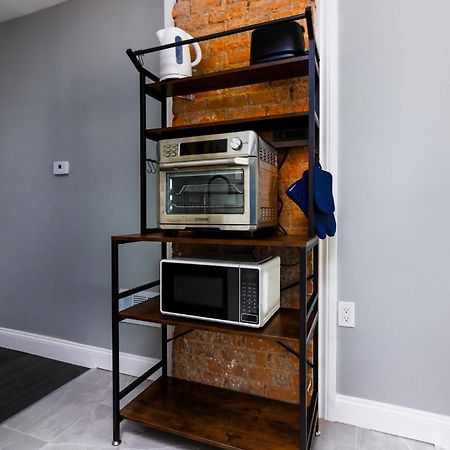 Quaint 1 Bedroom Apartment Sleeps 2-3, Near 나이아가라폴스 외부 사진